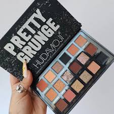 Pretty Grunge Eyeshadow Palette